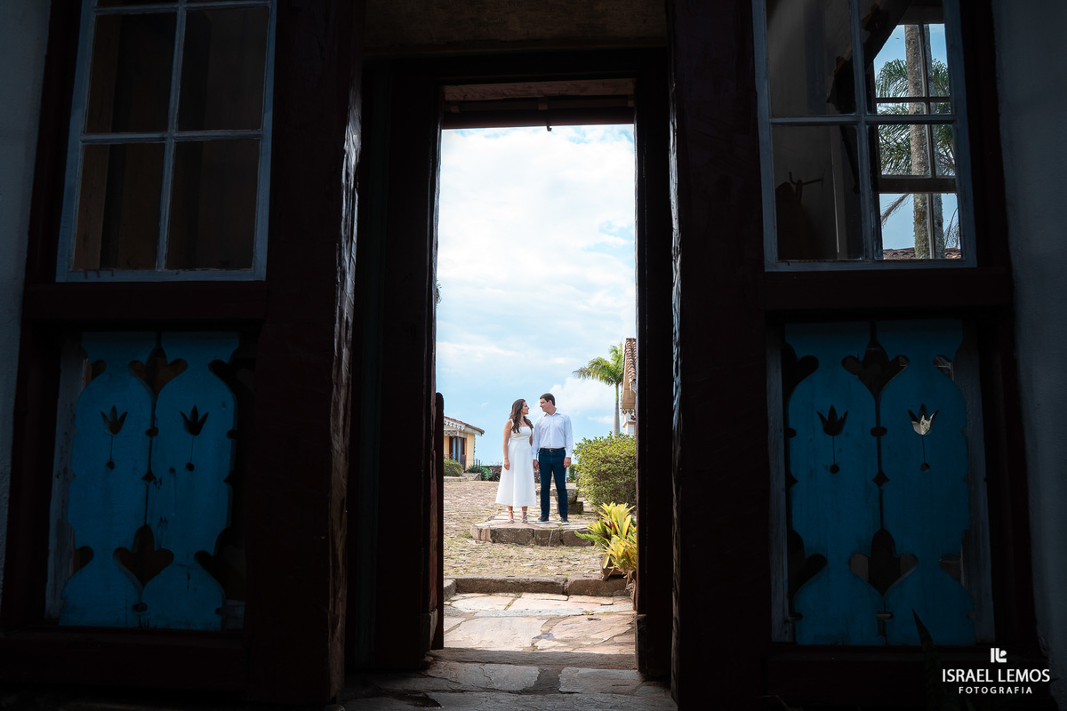 Fotografia de casamento na cidade historica de Ouro Preto com fotos profissionais do fotografo Israel Lemos ue fez lindas fotos na bela ouro preto