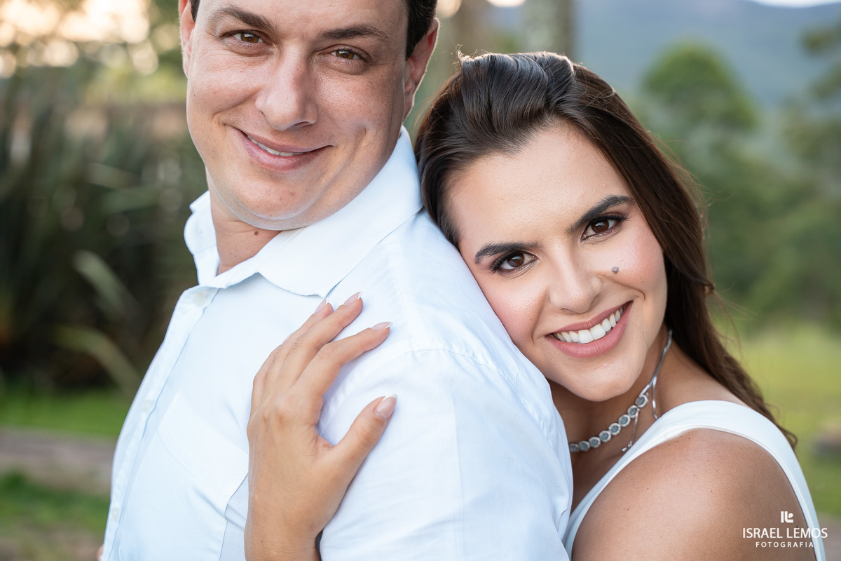 Fotografia de casamento na cidade historica de Ouro Preto com fotos profissionais do fotografo Israel Lemos ue fez lindas fotos na bela ouro preto