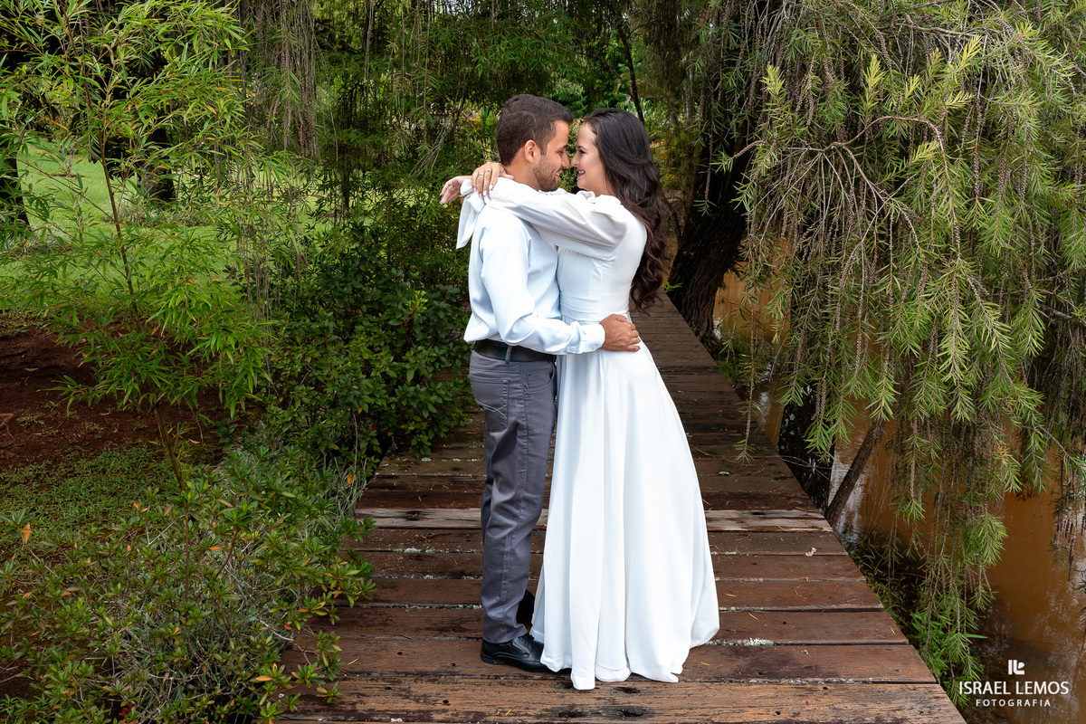 FOtografia de casamento na cidade de pitangui fotografo Israel Lemos faz lindas fotos em pitangui 