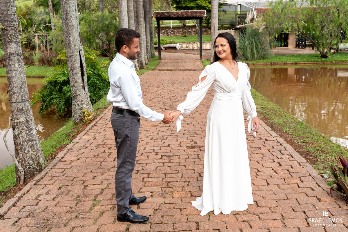 FOtografia de casamento na cidade de pitangui fotografo Israel Lemos faz lindas fotos em pitangui 