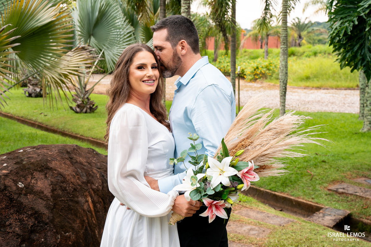 Ensaio fotografico  pre casamento da Laís e Marco que rolou no Divinopólis MG



Que ensaio massa gente! Como é bom fazer nosso trabalho para pessoas tão legais como a Laís e o Marco, ainda mais em um lugar incrível Didi Paraná que era o sonho da noiva La