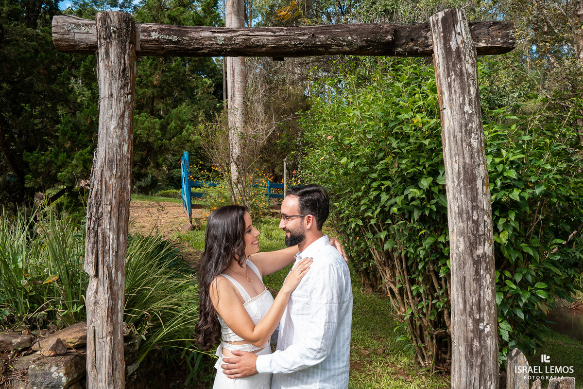 Fotografia de casamento banca e Gustavo com o fotografo Israel Lemos fotografo de casamento em Para de minas