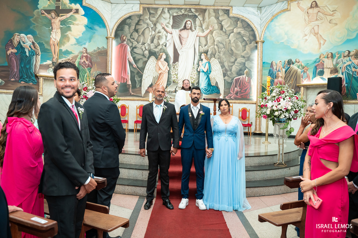 Fotografia de casamento na cidade de Juatuba na igreja sao sebastião com o fotografo Israel Lemos o melhor de Juatuba 