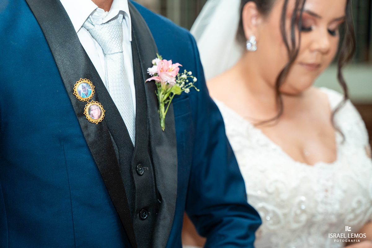 Fotografia de casamento na cidade de Juatuba na igreja sao sebastião com o fotografo Israel Lemos o melhor de Juatuba 