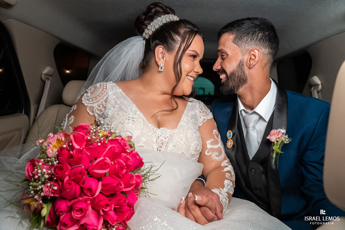 Fotografia de casamento na cidade de Juatuba na igreja sao sebastião com o fotografo Israel Lemos o melhor de Juatuba 