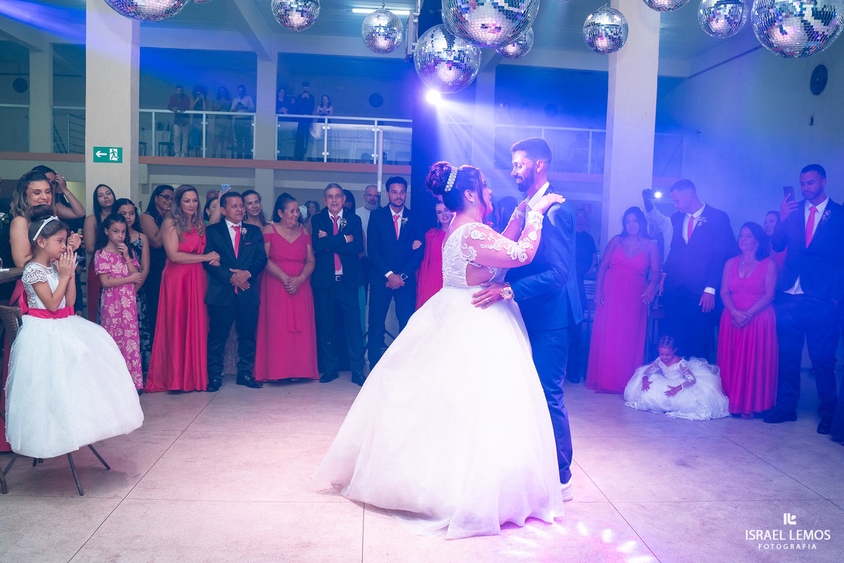 Fotografia de casamento na cidade de Juatuba no espaço Zafira com o fotografo Israel Lemos o melhor de Juatuba 