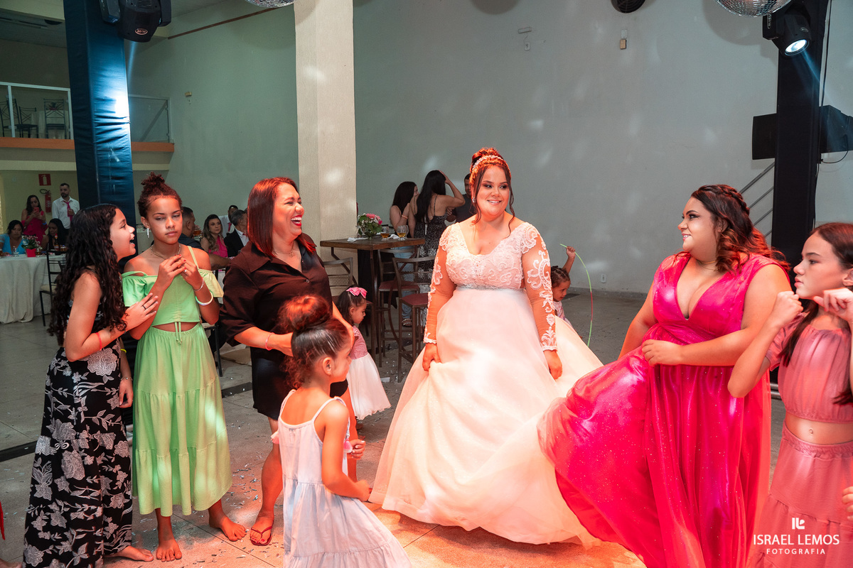 Fotografia de casamento na cidade de Juatuba no espaço Zafira com o fotografo Israel Lemos o melhor de Juatuba 