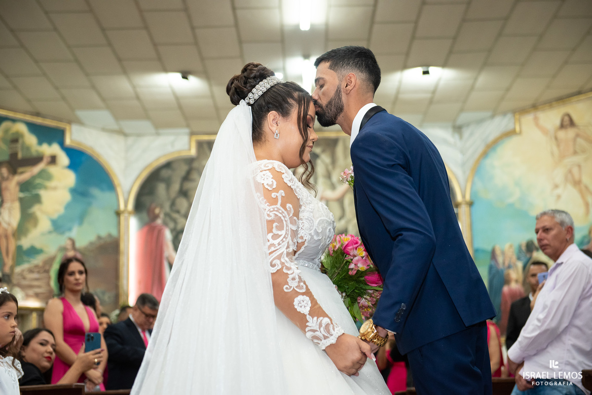 Fotografia de casamento na cidade de Juatuba na igreja sao sebastião com o fotografo Israel Lemos o melhor de Juatuba 