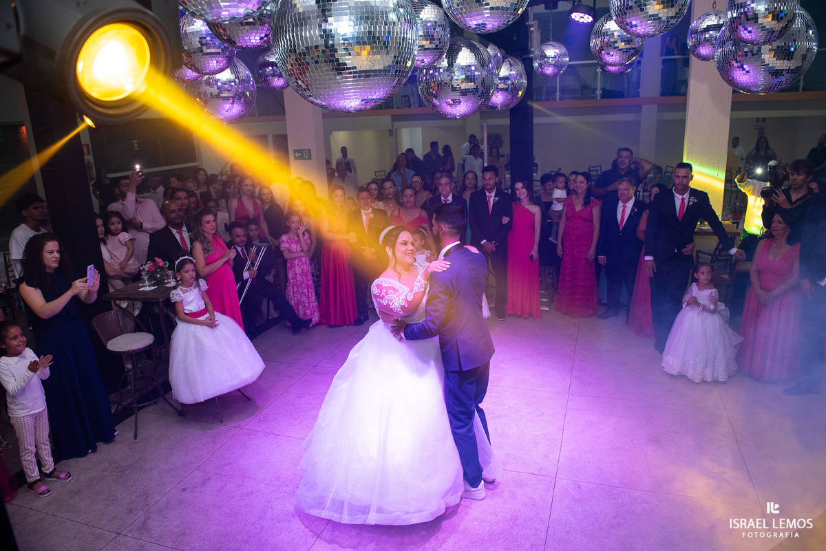 Fotografia de casamento na cidade de Juatuba no espaço Zafira com o fotografo Israel Lemos o melhor de Juatuba 
