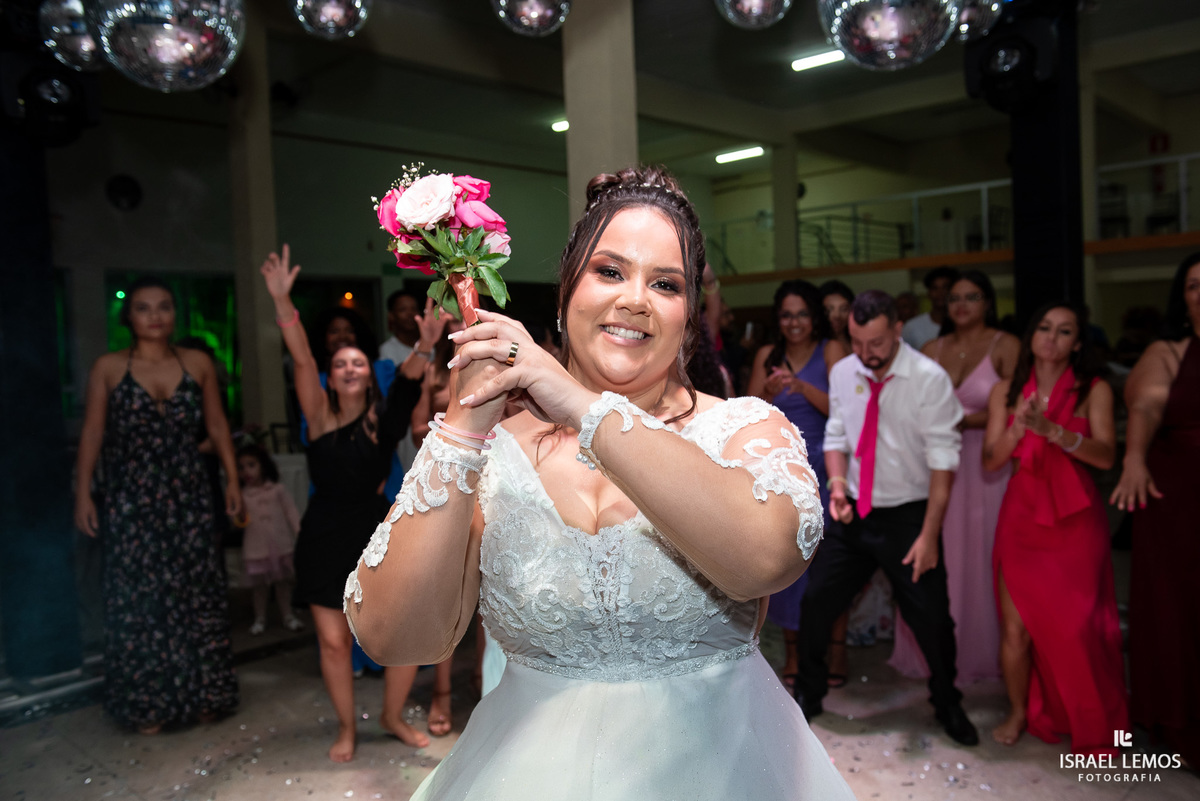 Fotografia de casamento na cidade de Juatuba no espaço Zafira com o fotografo Israel Lemos o melhor de Juatuba 