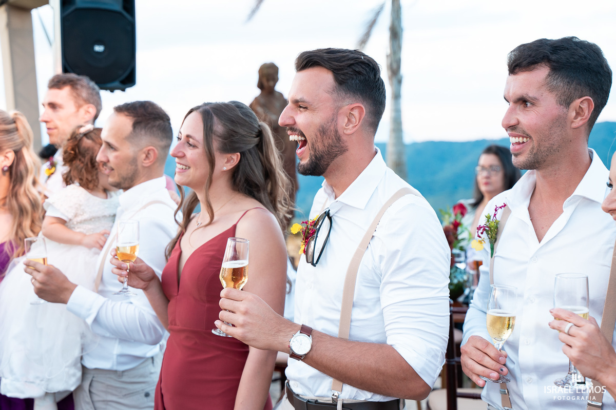 recepção do casamento no villa relicario na ciado de Ouro Preto com o melhor fotografo de Ouro Preto Israel lemos