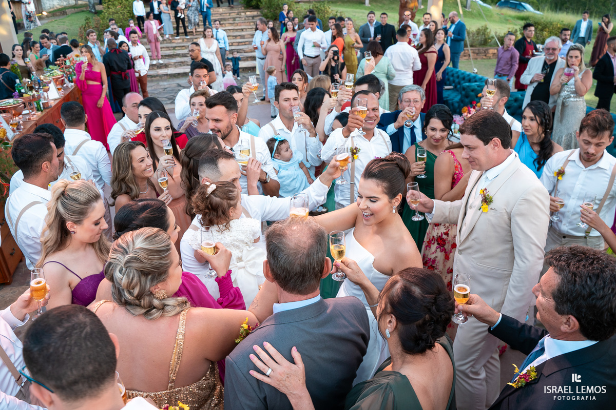 recepção do casamento no villa relicario na ciado de Ouro Preto com o melhor fotografo de Ouro Preto Israel lemos