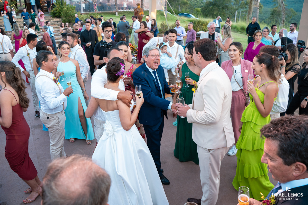 recepção do casamento no villa relicario na ciado de Ouro Preto com o melhor fotografo de Ouro Preto Israel lemos