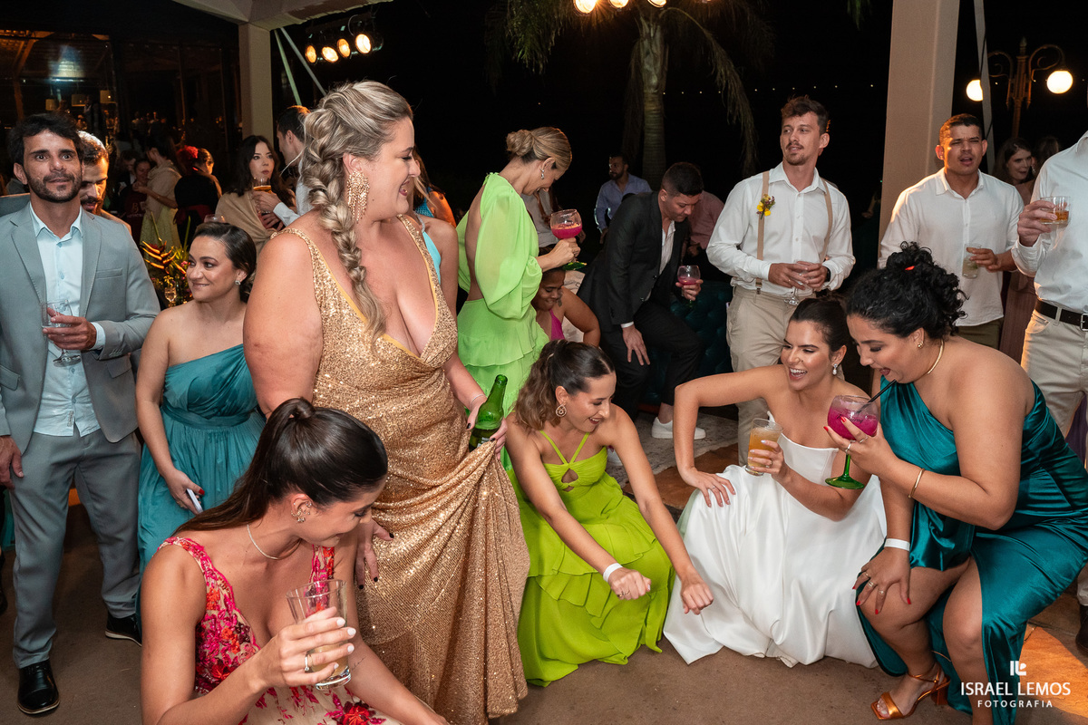 recepção do casamento no villa relicario na ciado de Ouro Preto com o melhor fotografo de Ouro Preto Israel lemos