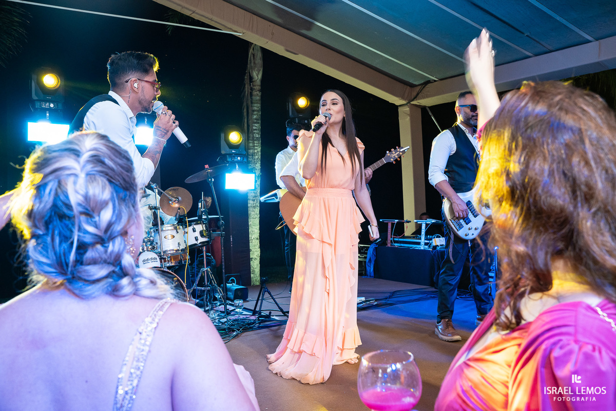 recepção do casamento no villa relicario na ciado de Ouro Preto com o melhor fotografo de Ouro Preto Israel lemos