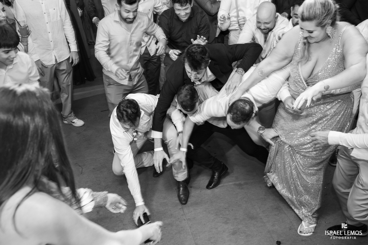 noiva joga garnoiva joga garrada de black labelrada de black label