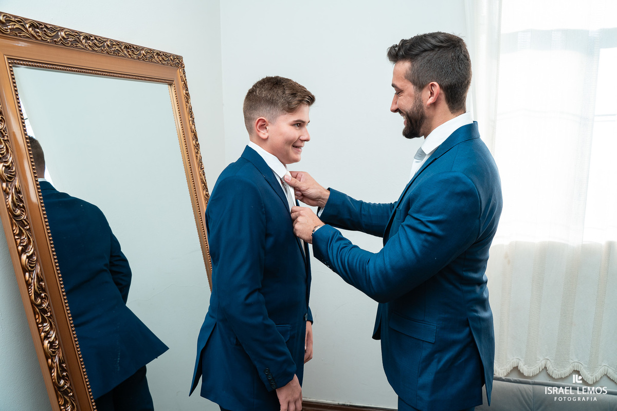 Noivo se arruma em pitangui para casamento com o fotografo Israellemos 