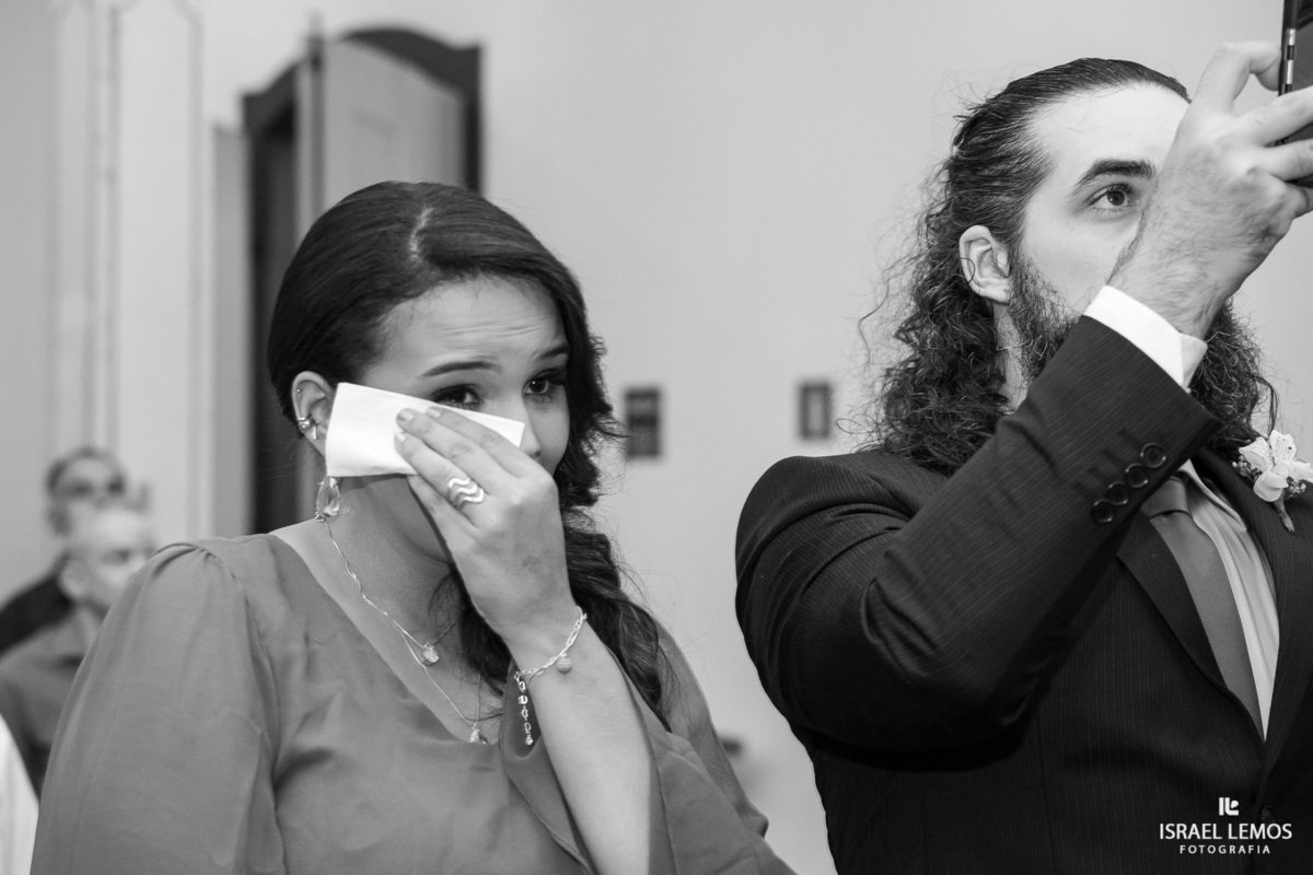 fotografia de casamento na cidade de pitangui na igreja de sao Francisco 