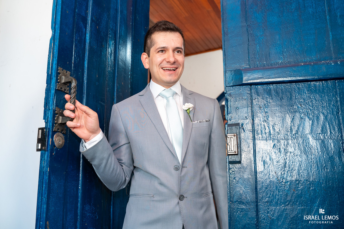 Maquiagem da noiva Luciana  na cidade de Belo Horizonte  na fazenda cacheira com fotos do fotografo de casamento Israel Lemos 