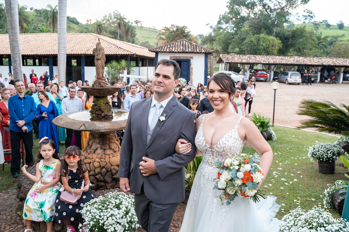 fotografia de casamento na fazenda cachoeira na cidadde de Belo Horizonte com fotos lindas do fotografo de casamento Israel lemos