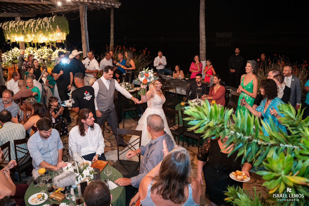 fotografia de casamento na fazenda cachoeira na cidadde de Belo Horizonte com fotos lindas do fotografo de casamento Israel lemos