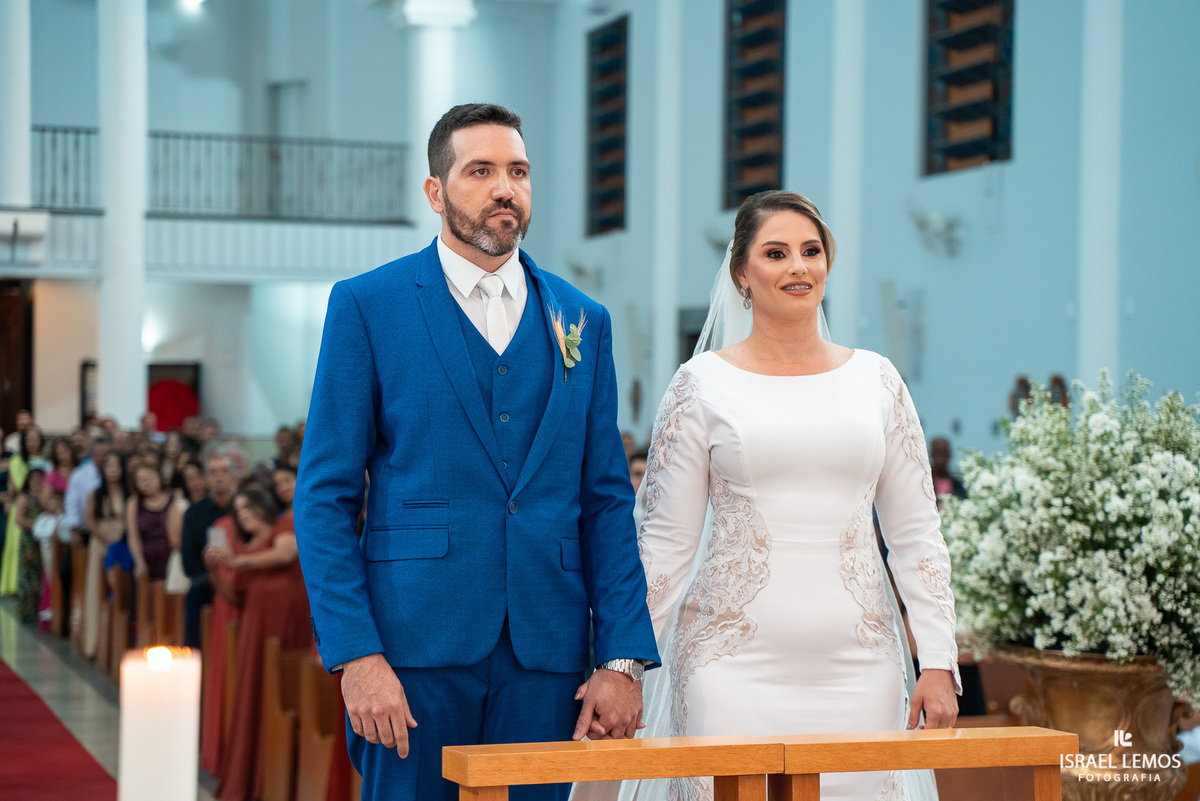 Fotografia de casamento na igreja São Francisco com fotos lindas do fotografo de casamento de Para de minas Israel lemos para de minas