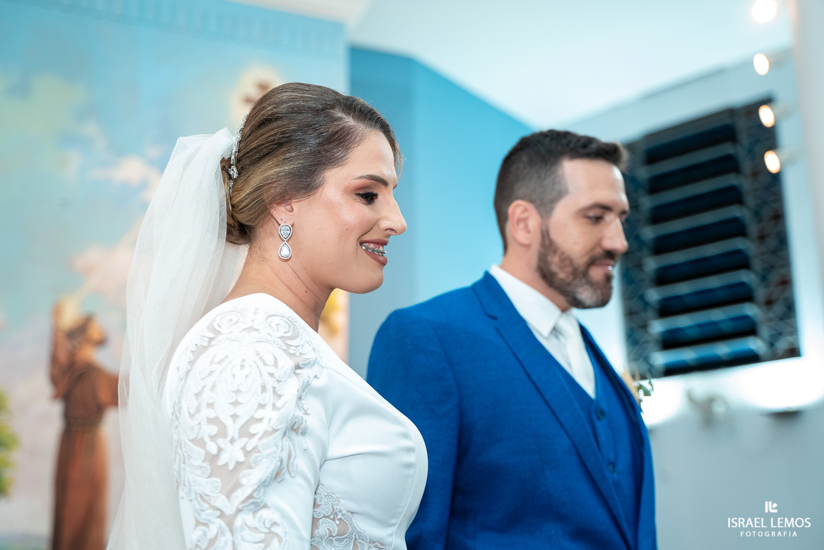 Fotografia de casamento na igreja São Francisco com fotos lindas do fotografo de casamento de Para de minas Israel lemos para de minas