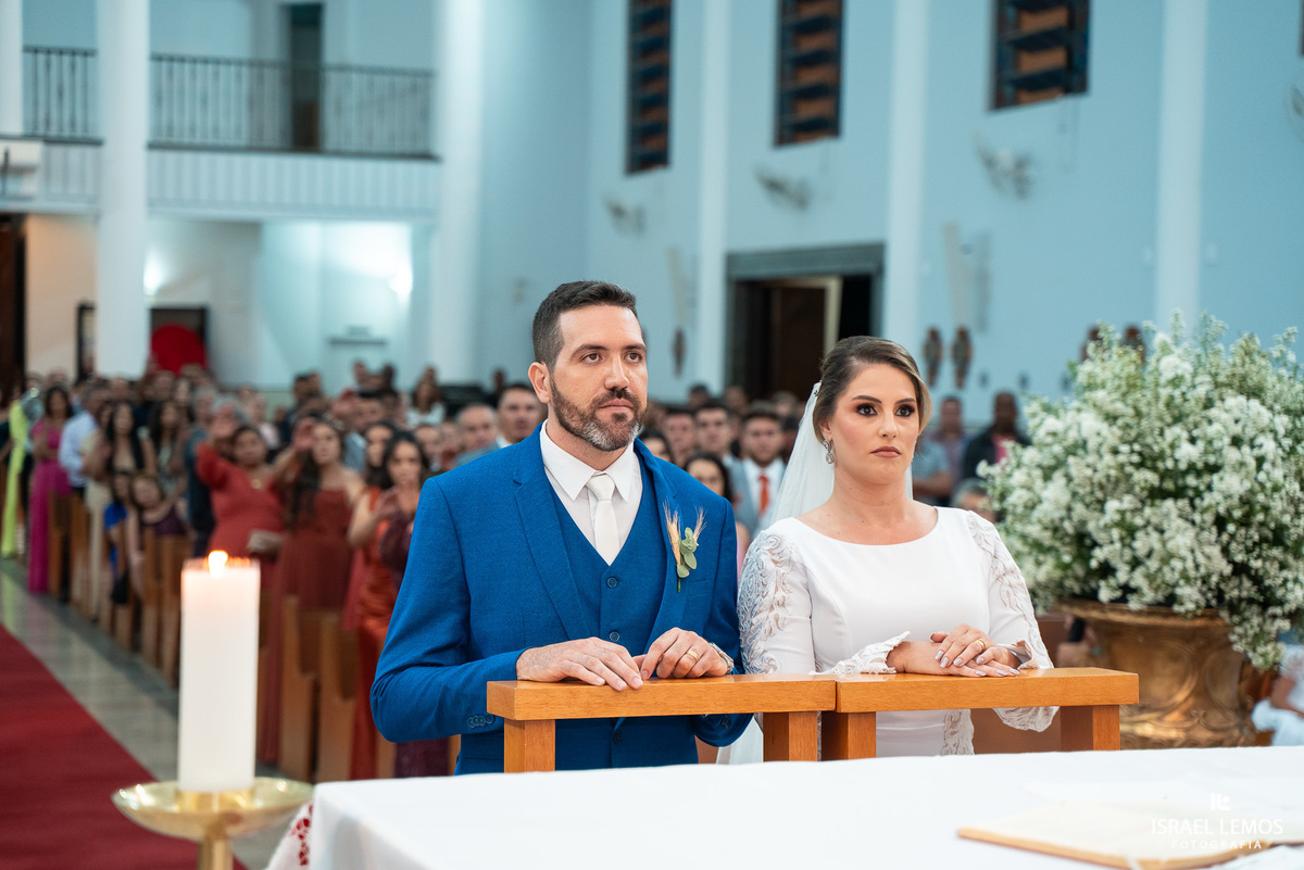 Fotografia de casamento na igreja São Francisco com fotos lindas do fotografo de casamento de Para de minas Israel lemos para de minas