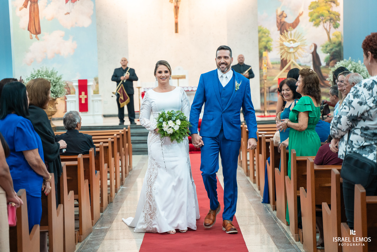 Fotografia de casamento na igreja São Francisco com fotos lindas do fotografo de casamento de Para de minas Israel lemos para de minas