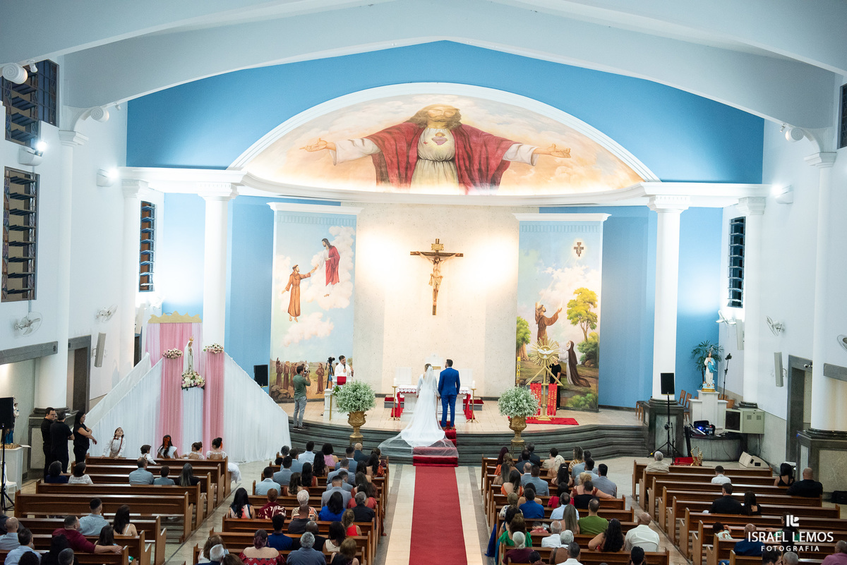 Fotografia de casamento na igreja São Francisco com fotos lindas do fotografo de casamento de Para de minas Israel lemos para de minas