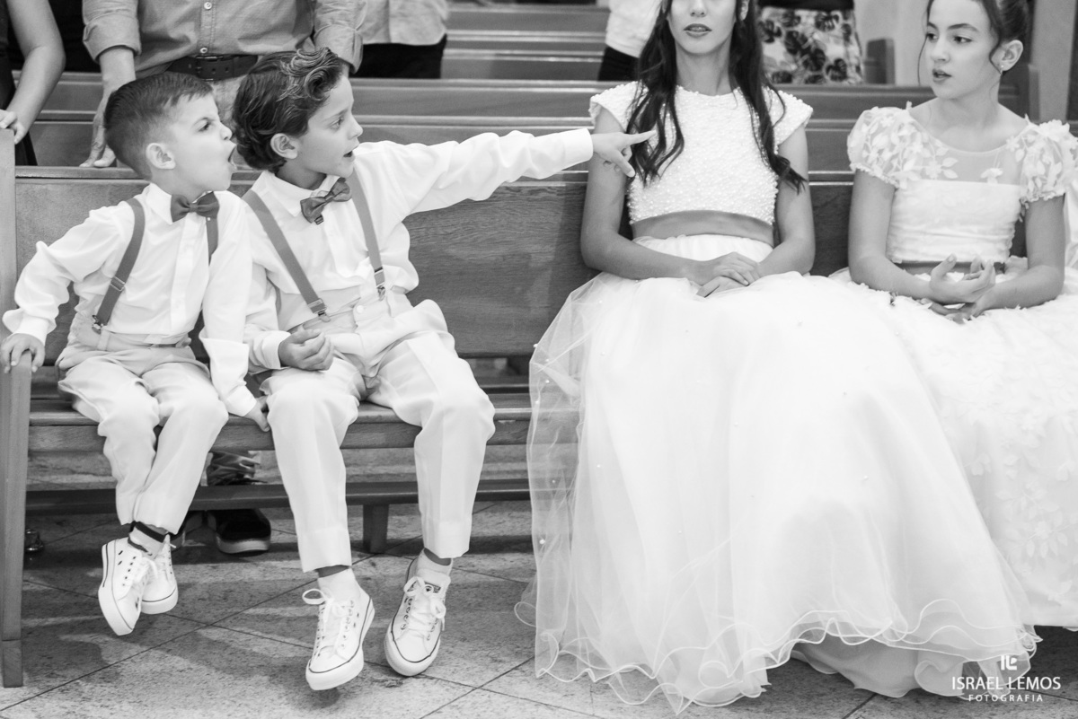 Fotografia de casamento na igreja São Francisco com fotos lindas do fotografo de casamento de Para de minas Israel lemos para de minas