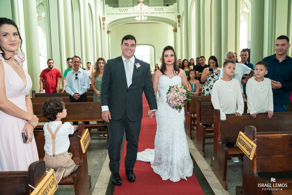 casamento na igreja nossa senhora do pilar na cidade d pitangui como melhor fotografo da cidade de pitangui israel lemos fotografia 