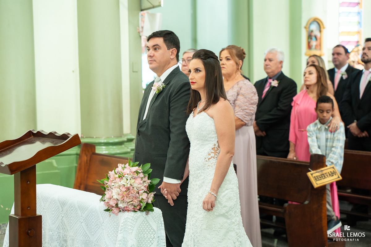 casamento na igreja nossa senhora do pilar na cidade d pitangui como melhor fotografo da cidade de pitangui israel lemos fotografia 
