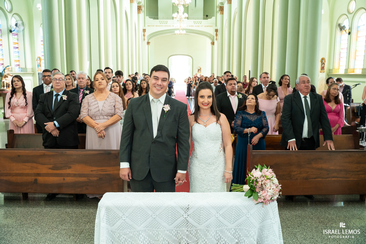 casamento na igreja nossa senhora do pilar na cidade d pitangui como melhor fotografo da cidade de pitangui israel lemos fotografia 