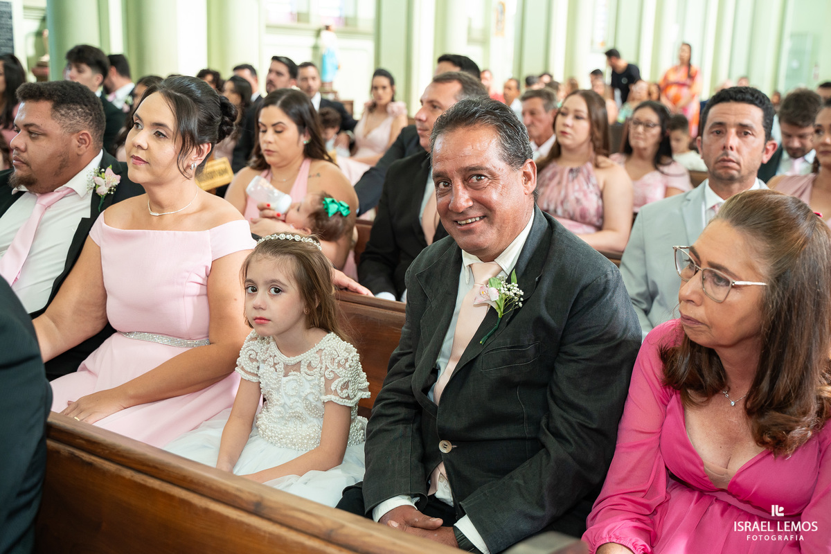 casamento na igreja nossa senhora do pilar na cidade d pitangui como melhor fotografo da cidade de pitangui israel lemos fotografia 
