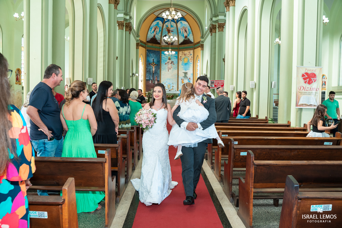 casamento na igreja nossa senhora do pilar na cidade d pitangui como melhor fotografo da cidade de pitangui israel lemos fotografia 