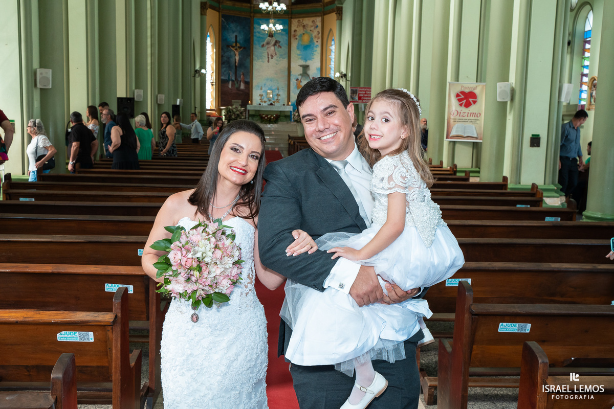 casamento na igreja nossa senhora do pilar na cidade d pitangui como melhor fotografo da cidade de pitangui israel lemos fotografia 