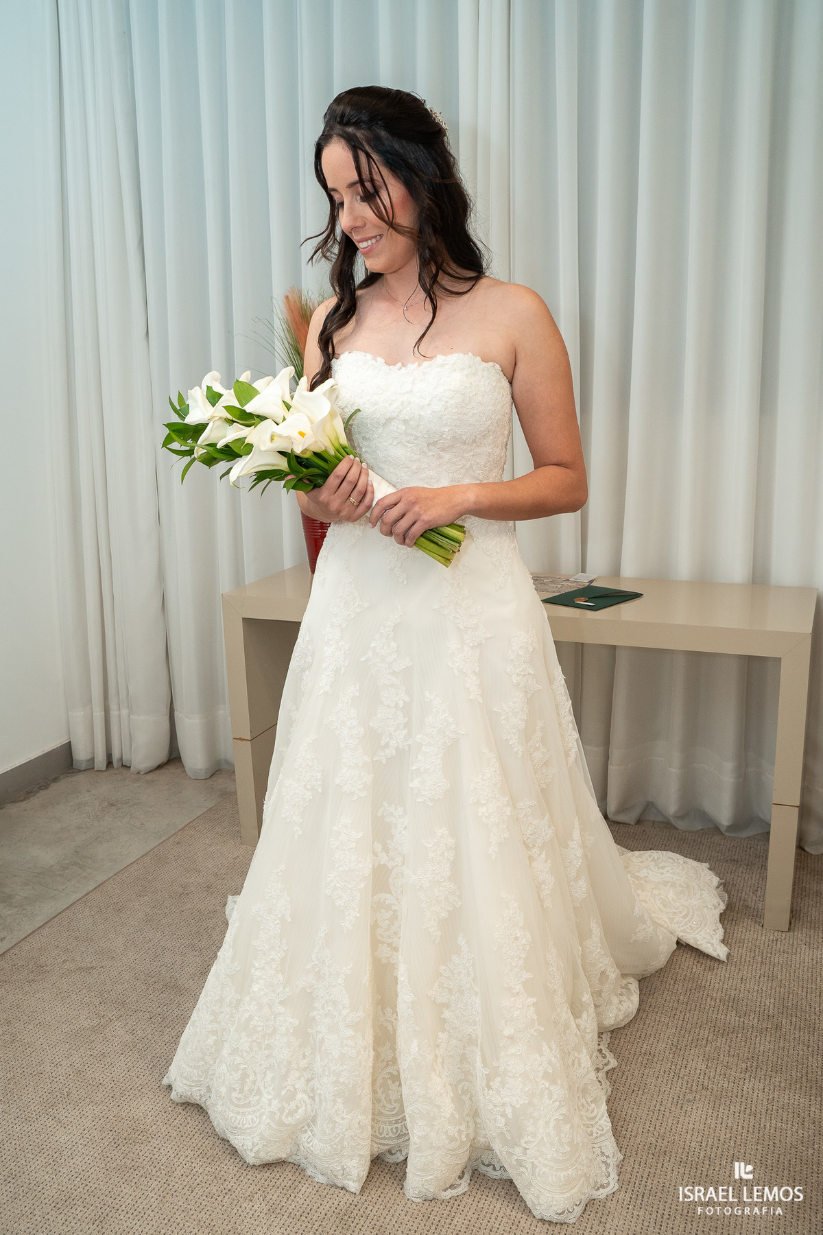 como fazer making of da noiva no espaco do maquiador se arrumando em Para de minas  com o fotografo Israel lemos fotografo de para de minas