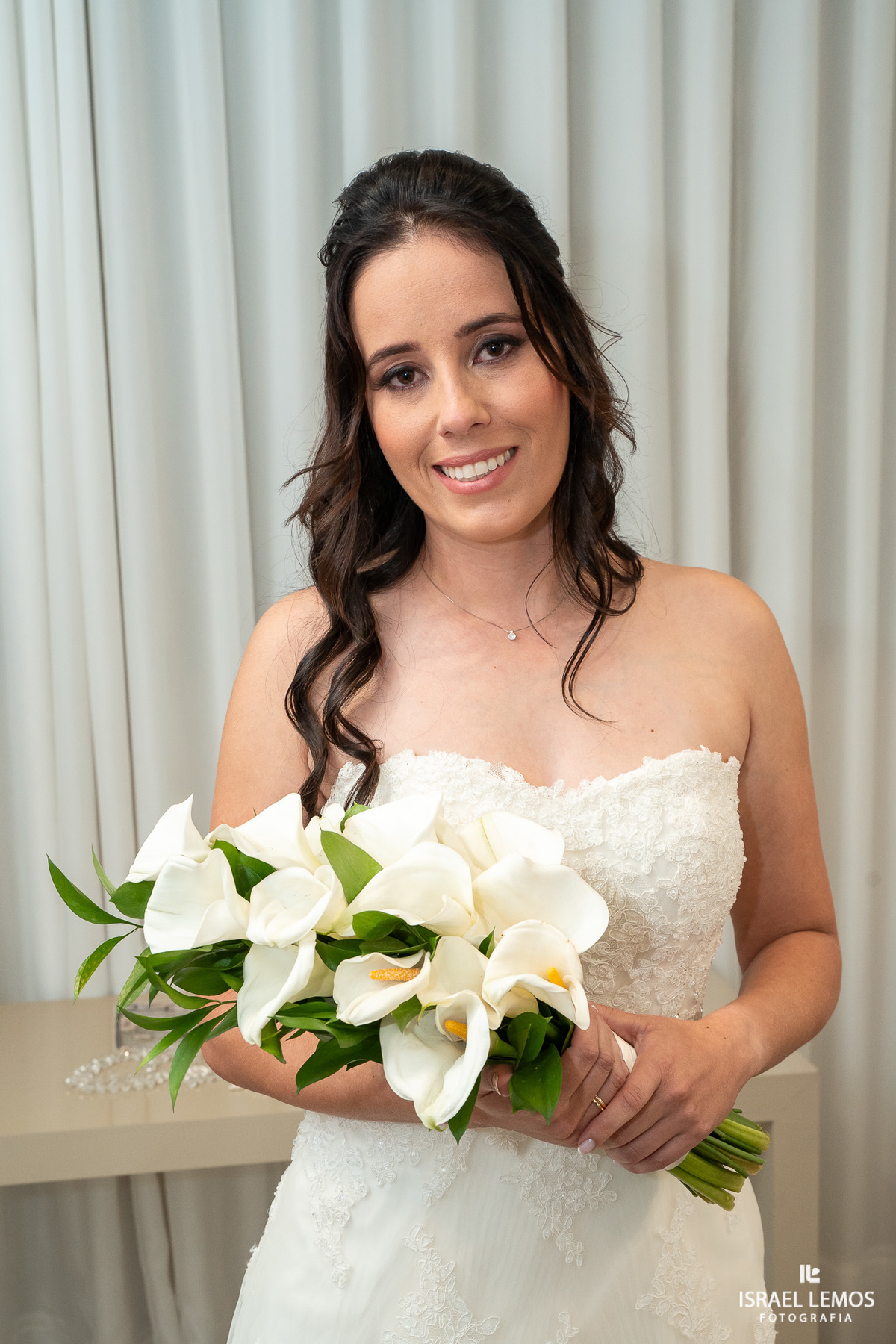 como fazer making of da noiva no espaco do maquiador se arrumando em Para de minas  com o fotografo Israel lemos fotografo de para de minas