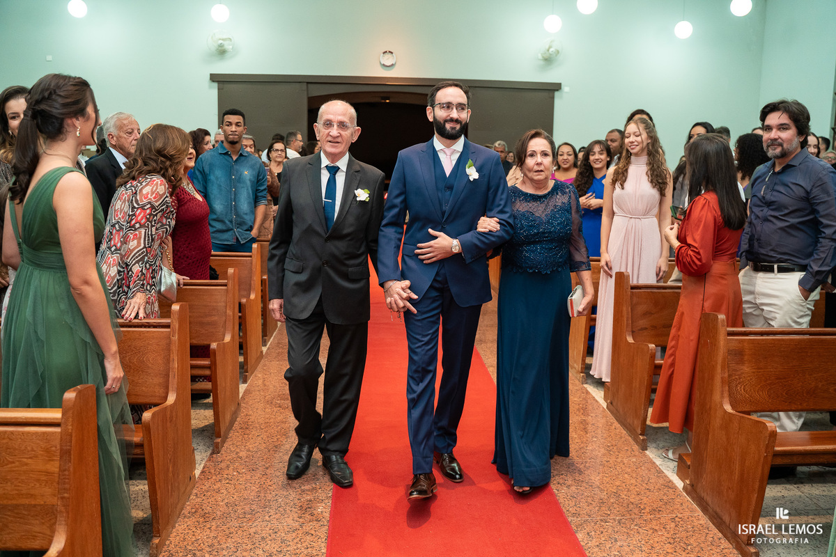 Como casar na igreja Sao sebastião em Para de Minas com o fotogafo de casamento Israel lemos o melhor fotografo d para de minas