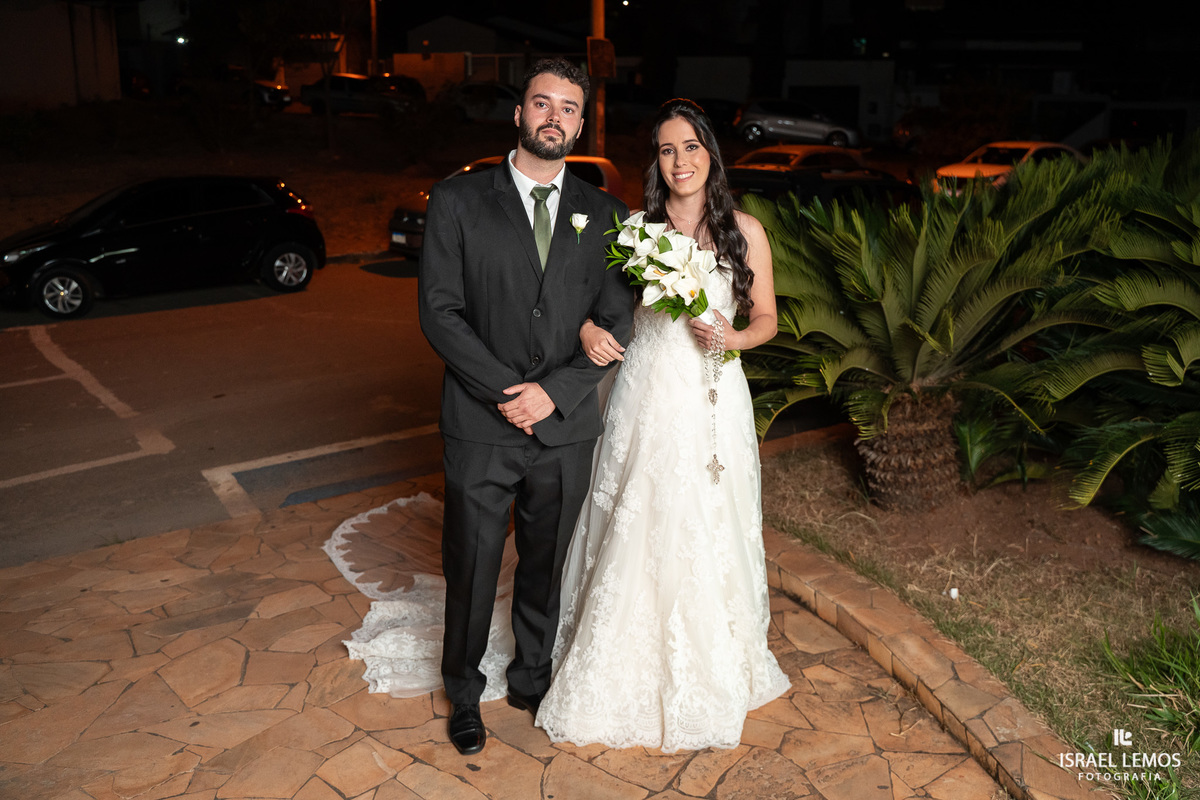 Como casar na igreja Sao sebastião em Para de Minas com o fotogafo de casamento Israel lemos o melhor fotografo d para de minas