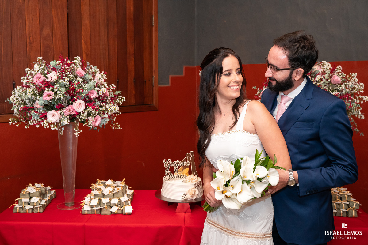 casamento na igreja de Para de minas Sao sebastião com fotos lindas do fotografo d casamento Israel lemos