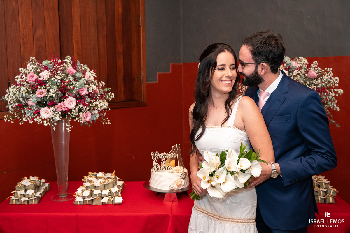 casamento na igreja de Para de minas Sao sebastião com fotos lindas do fotografo d casamento Israel lemos