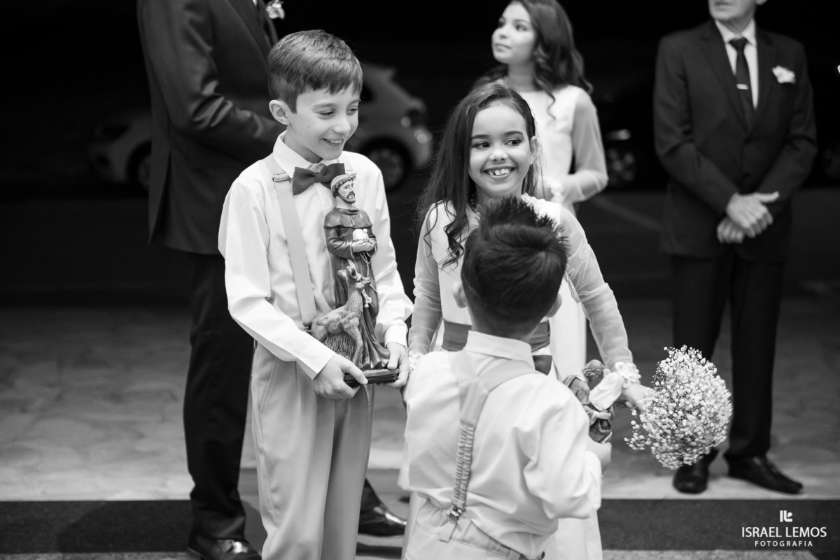 Como casar na igreja Sao sebastião em Para de Minas com o fotogafo de casamento Israel lemos