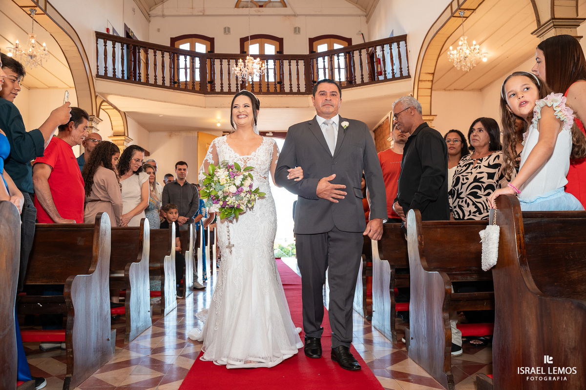 Fotografia de casamento na igreja Francisco em pitangui Israel Lemos fotografo