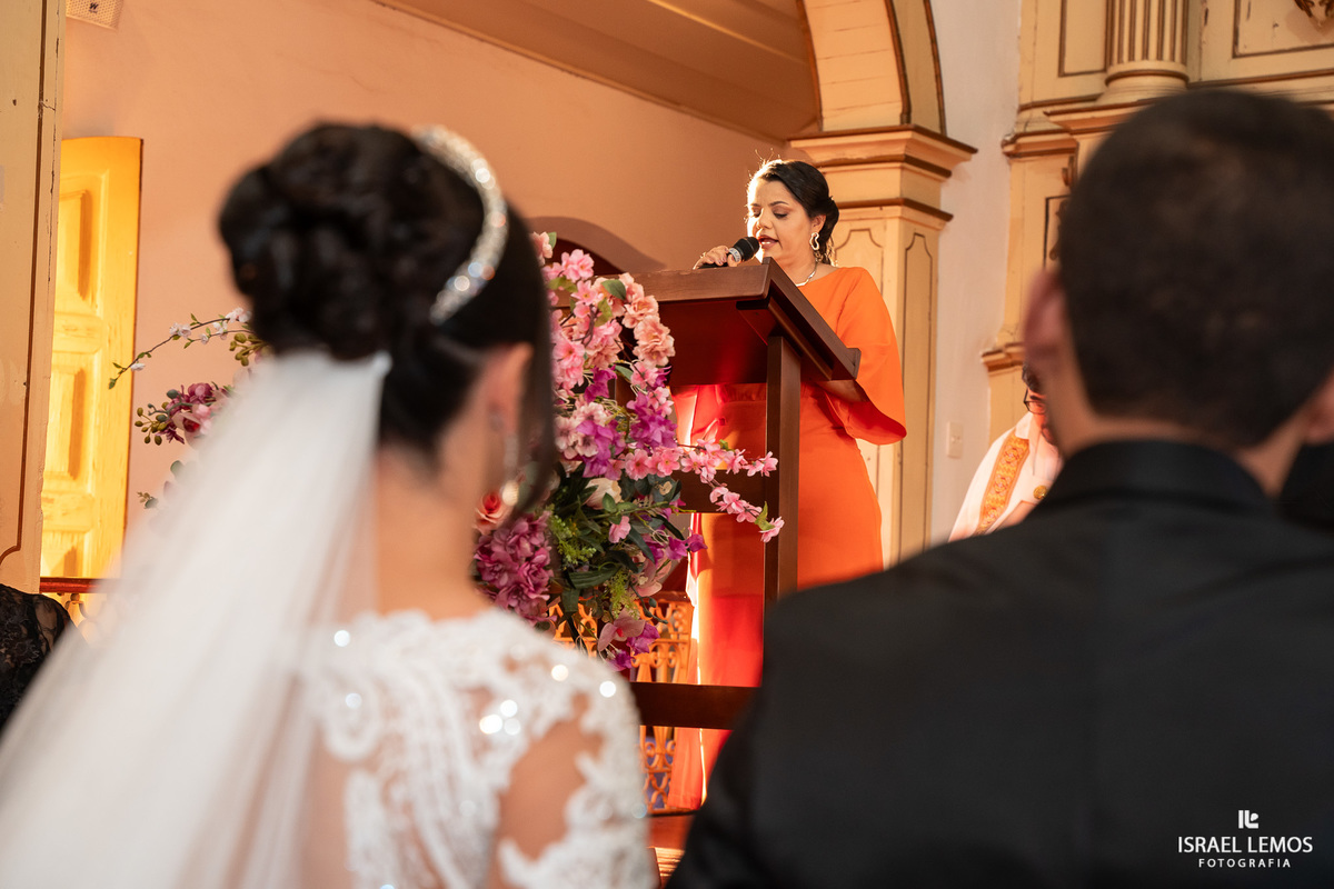 Fotografia de casamento na igreja Francisco em pitangui Israel Lemos fotografo