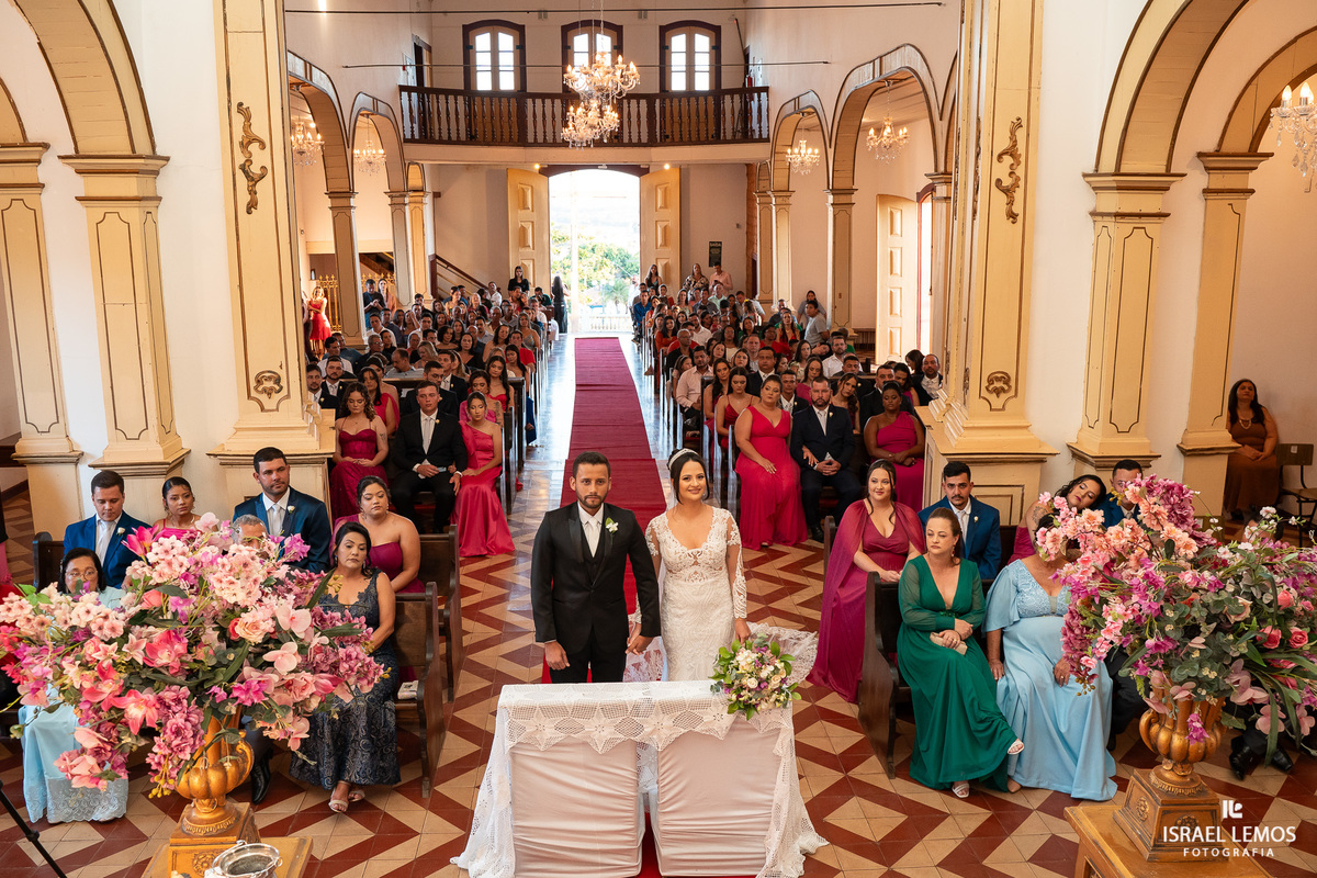 Fotografia de casamento na igreja Francisco em pitangui Israel Lemos fotografo