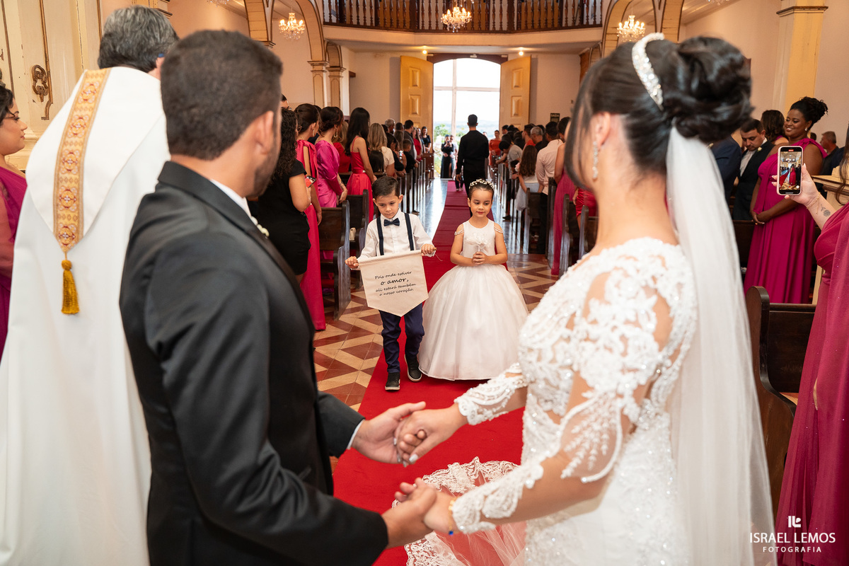 Fotografia de casamento na igreja Francisco em pitangui Israel Lemos fotografo