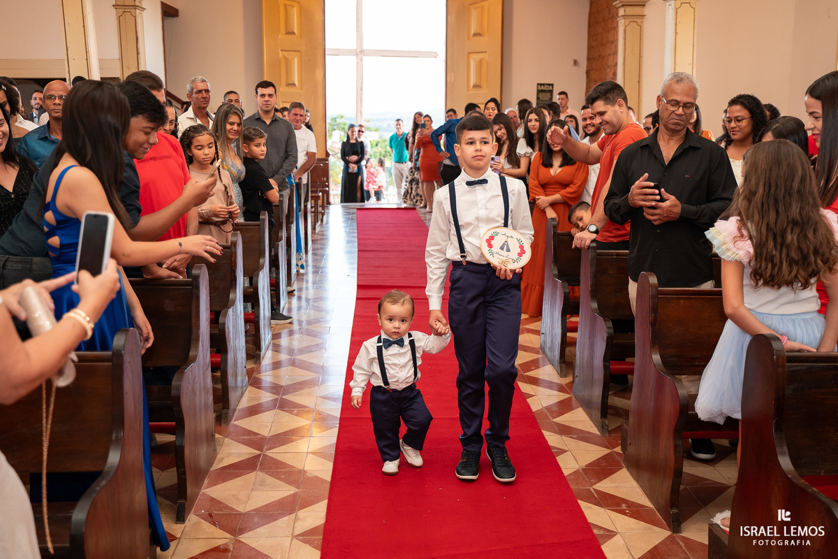 Fotografia de casamento na igreja Francisco em pitangui Israel Lemos fotografo