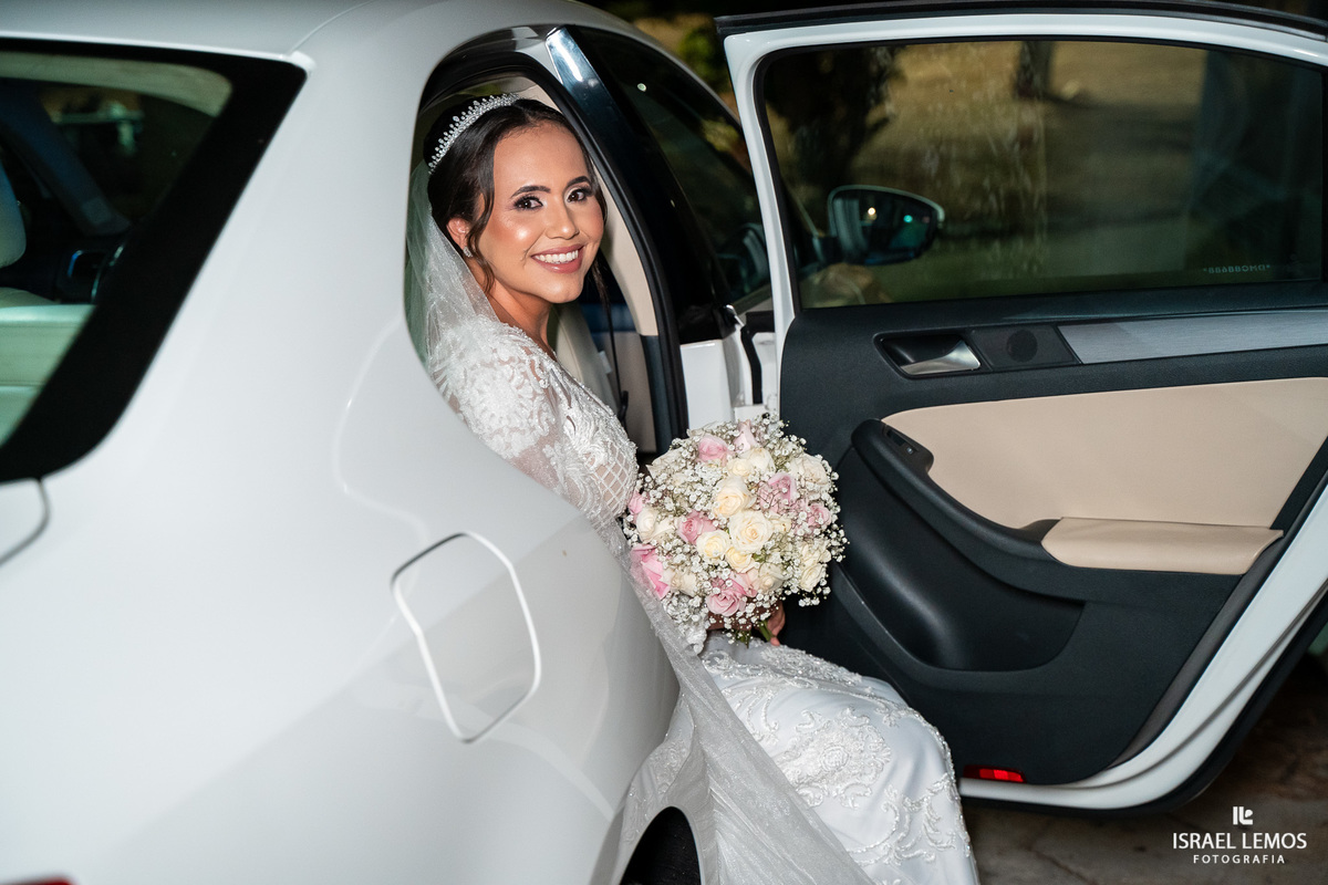 fotografia de casamento na igreja São Francisco Michele e Fernando em para de minas e Itauna fotos Israel lemos fotografo 